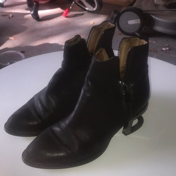 Ibiza Jeffrey Campbell black leather booties 8M - Picture 6 of 11